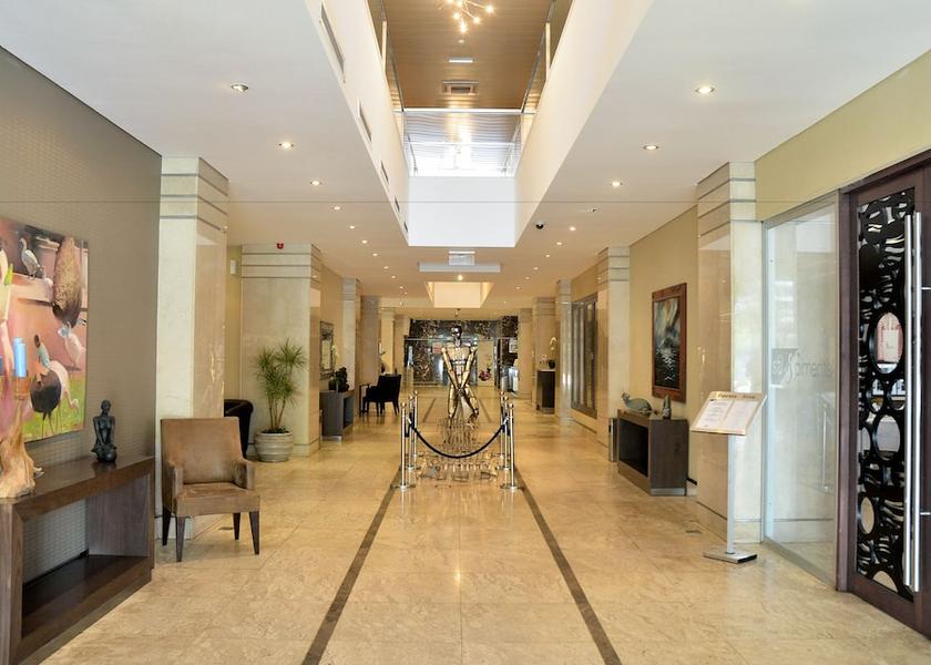  Maputo Interior Entrance
