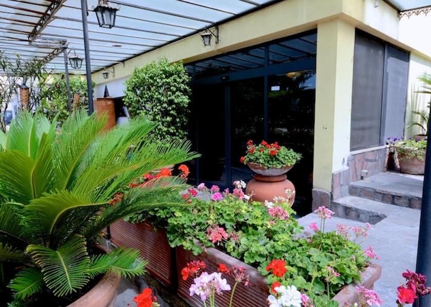 Campania Casoria Room