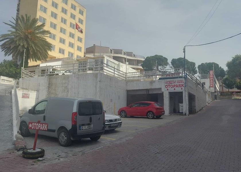 Aydin Kuşadası Parking