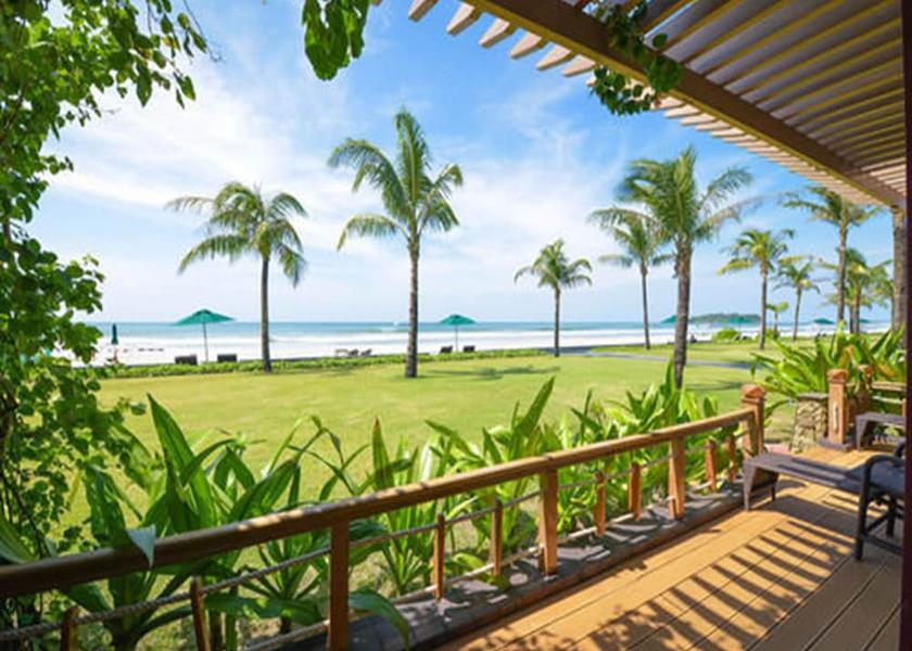  Ngwe Saung Exterior Detail