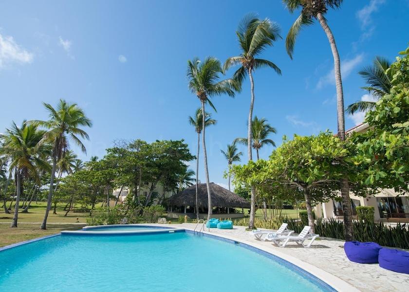 Puerto Plata Cabrera Exterior Detail