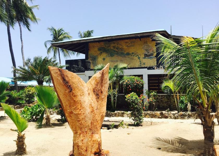  Union Island Property Grounds