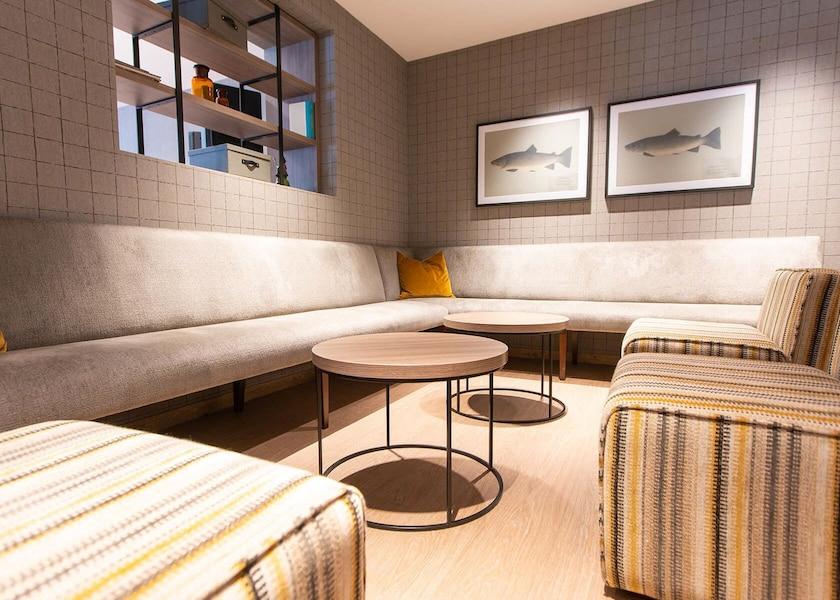 Sogn og Fjordane (county) Jolster Bar