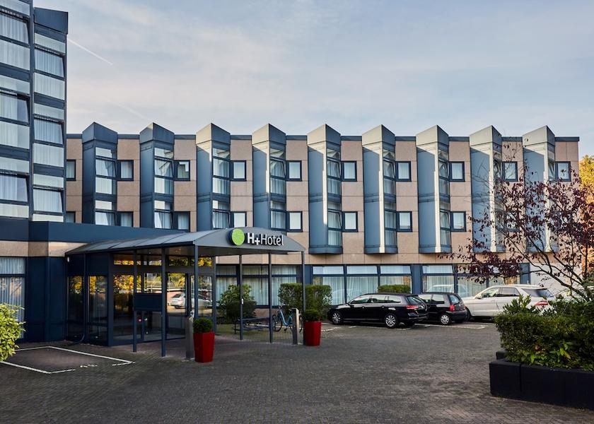 North Rhine-Westphalia Bruehl Parking