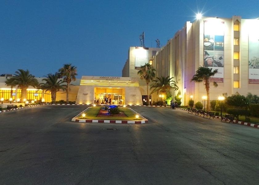 Amman Governorate Amman Front of property - evening/night