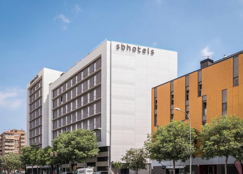 Catalonia L'Hospitalet de Llobregat Front of property