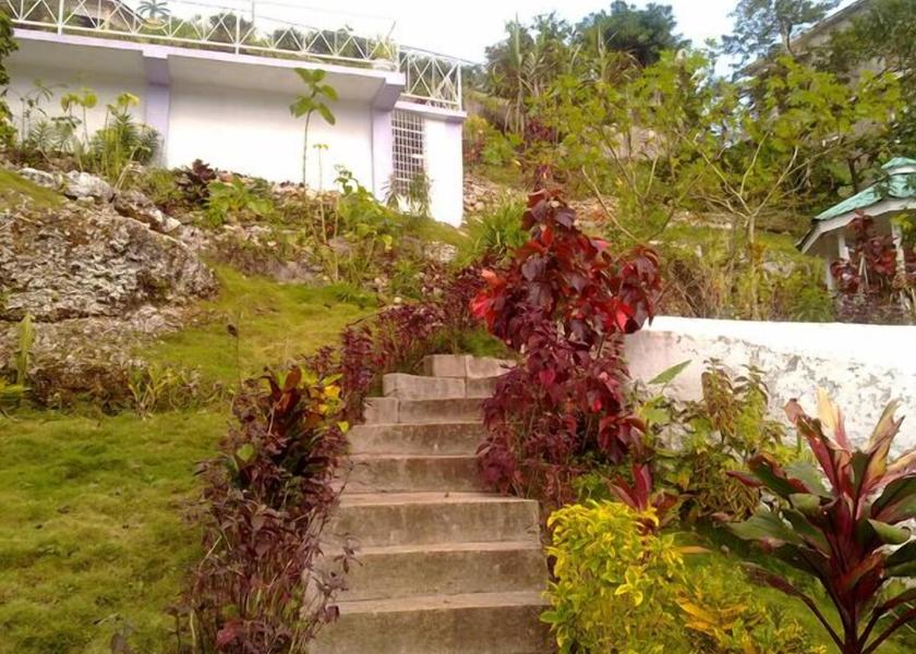 Saint James Claremont Property Grounds