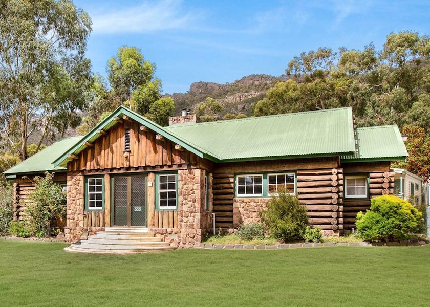 Victoria Halls Gap View from room