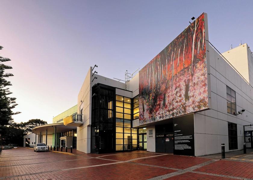 Victoria Melbourne Theater show