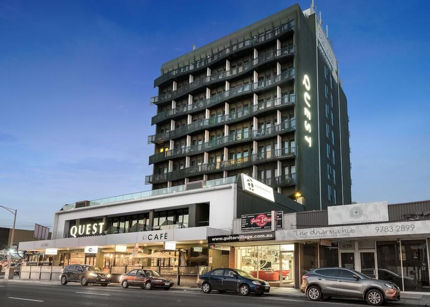 Victoria Melbourne Exterior