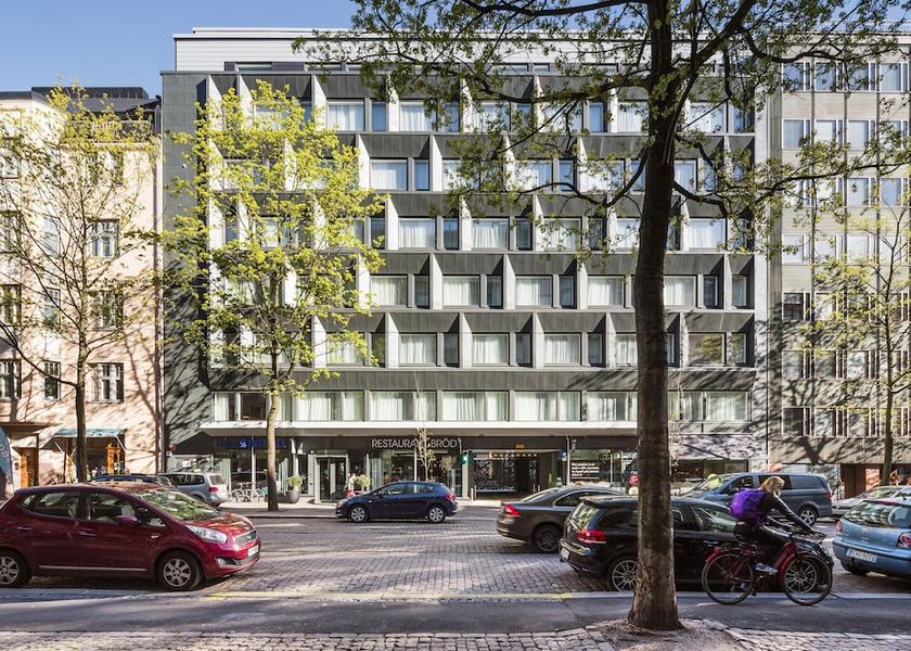 Helsinki Exterior Detail