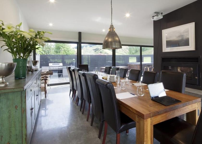  Eskdale Interior Entrance