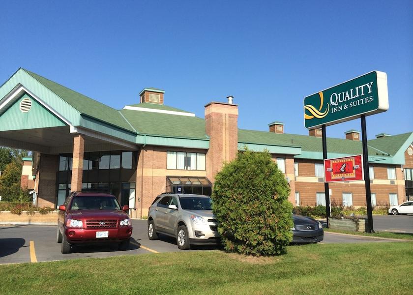 Ontario Hawkesbury Exterior