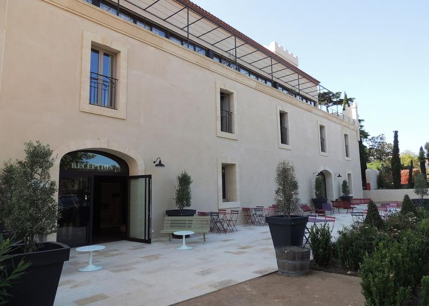 Occitanie Pezenas Exterior