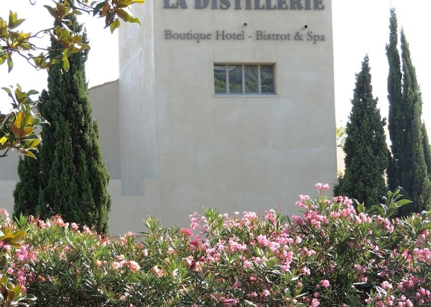 Occitanie Pezenas Exterior Detail