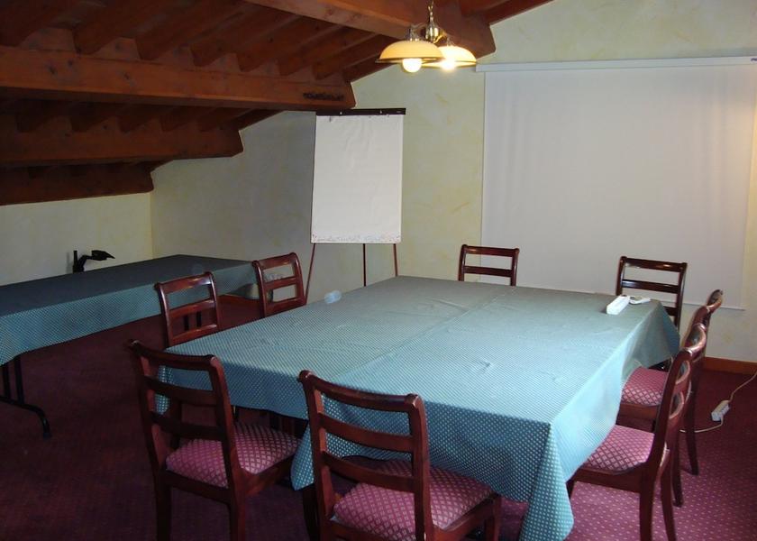 Auvergne-Rhone-Alpes Montelier Meeting Room