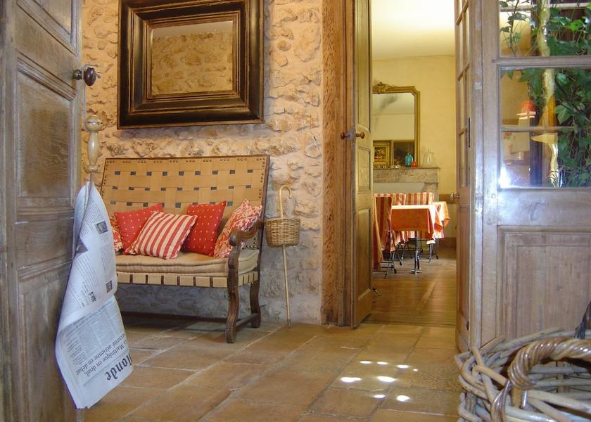 Nouvelle-Aquitaine Lussac-les-Chateaux Interior Entrance