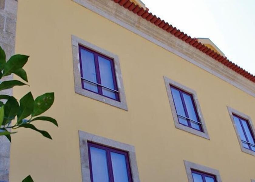 Viseu Cinfães Exterior Detail
