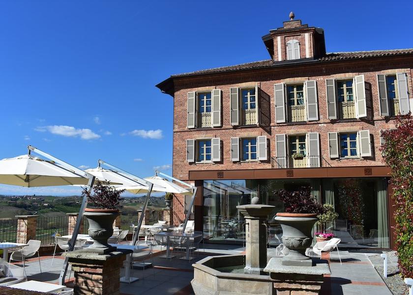Piedmont Agliano Terme Facade