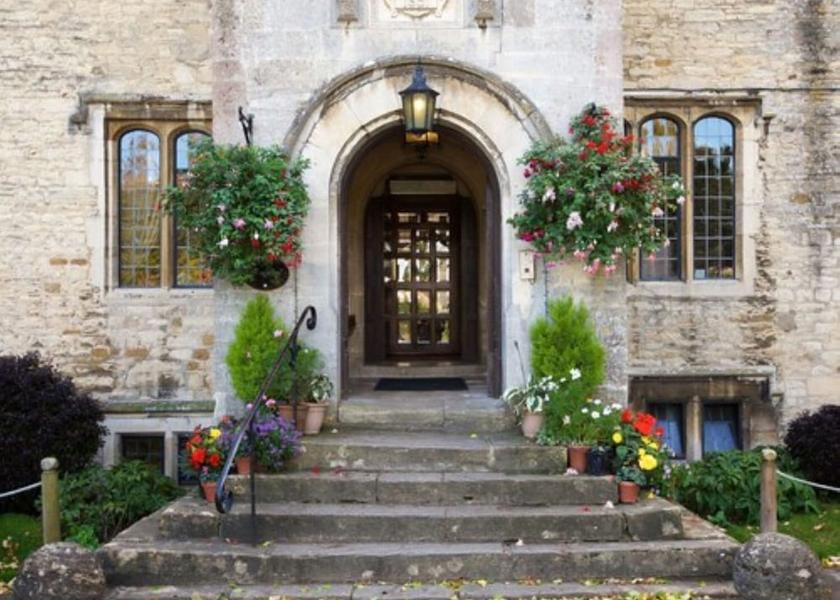 England Stonehouse Entrance