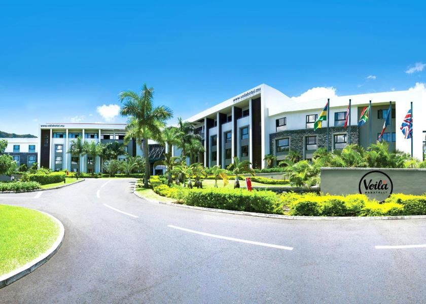  Moka Hotel Exterior