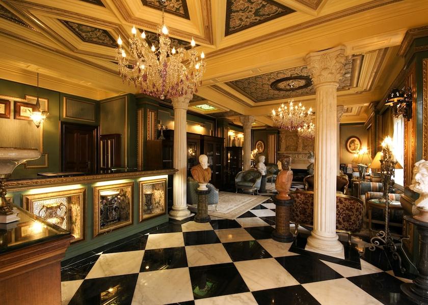 Nantou County Ren'ai Lobby
