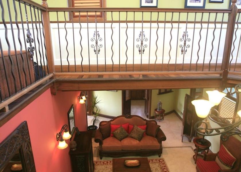 Gros Islet Lobby