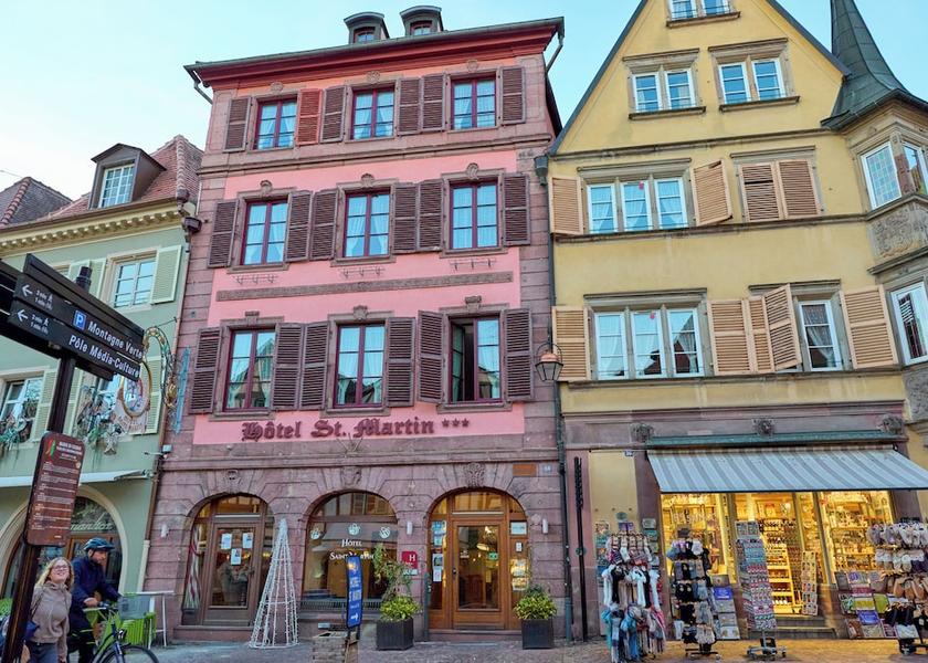 Grand Est Colmar Front of property