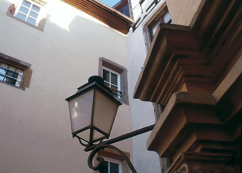Grand Est Colmar Courtyard