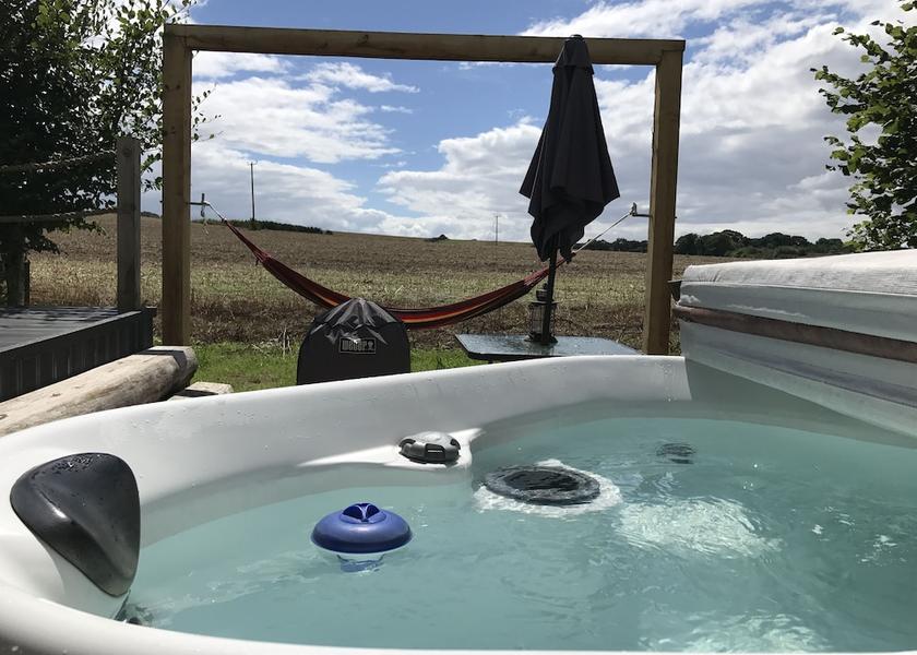 England Wallingford Exterior Detail