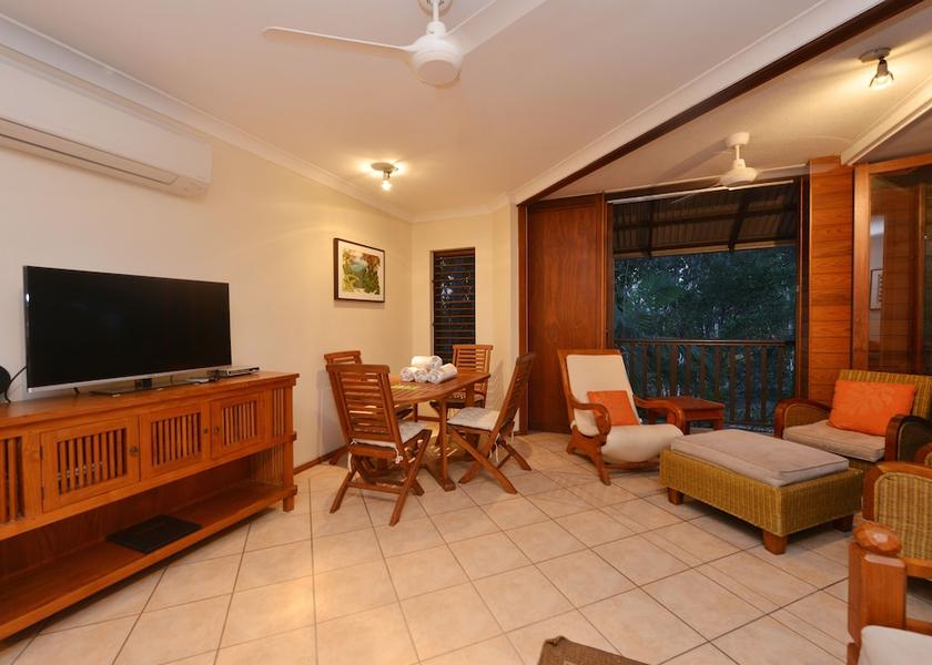 Queensland Port Douglas In-Room Dining