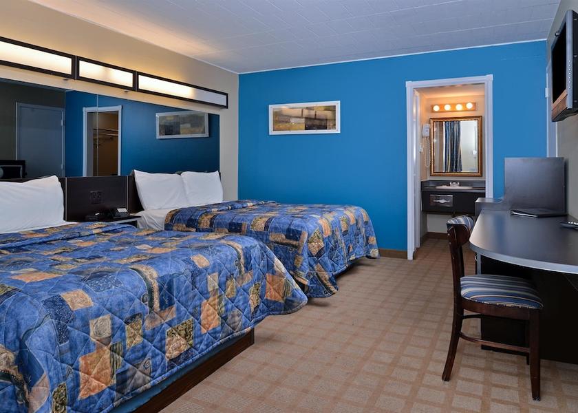 Ontario St. Catharines Room