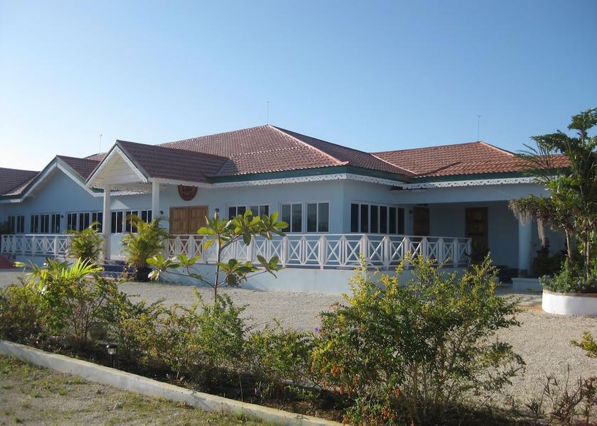 MU Mauritius Exterior Detail