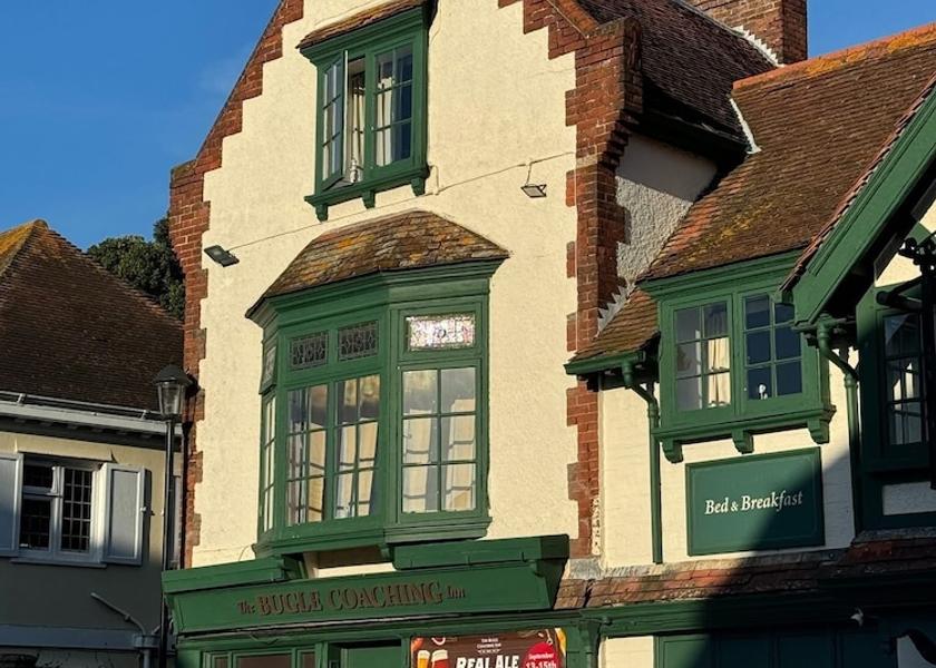 England yarmouth Exterior Detail
