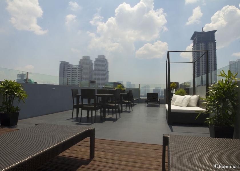  Manila Sundeck