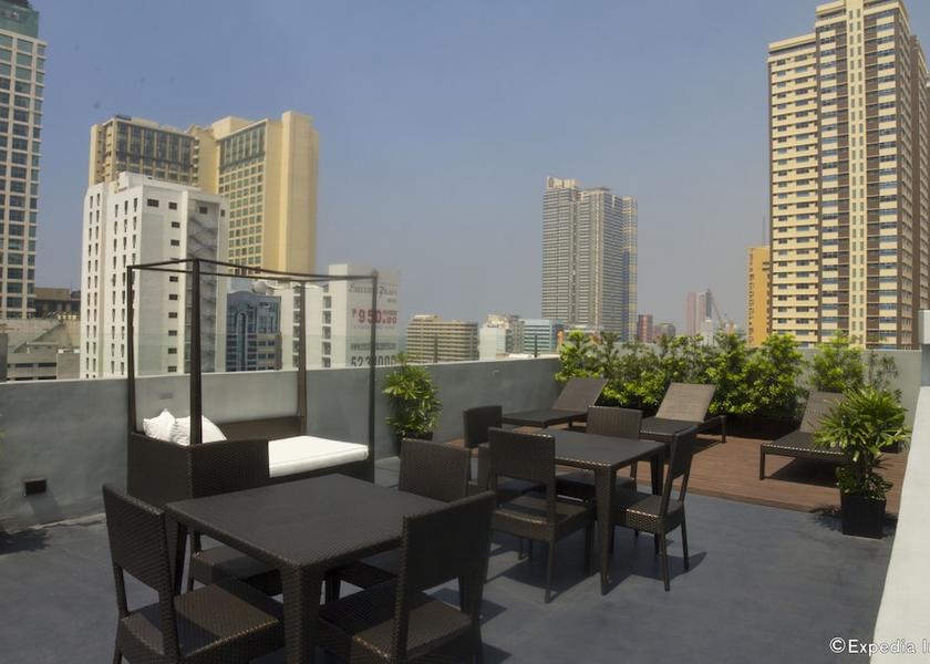  Manila Terrace/patio