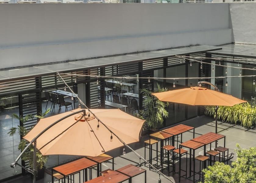  Manila Terrace/patio