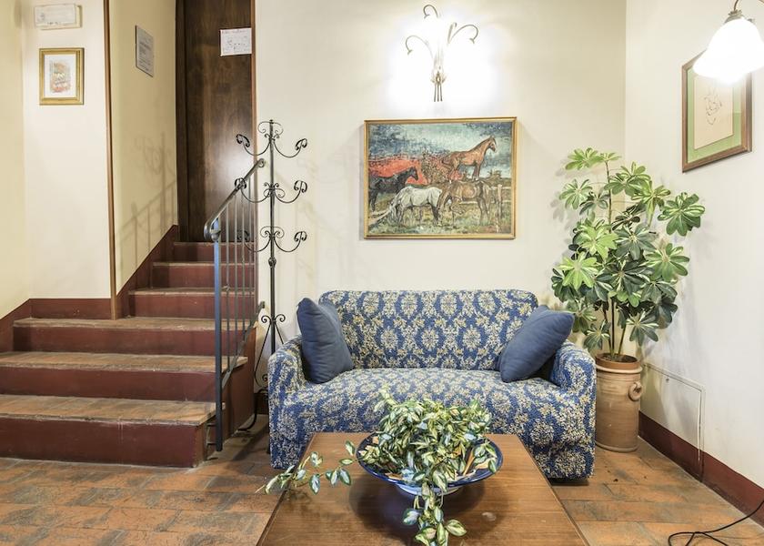 Tuscany Siena Living Area