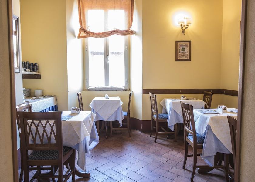 Tuscany Siena Breakfast Area