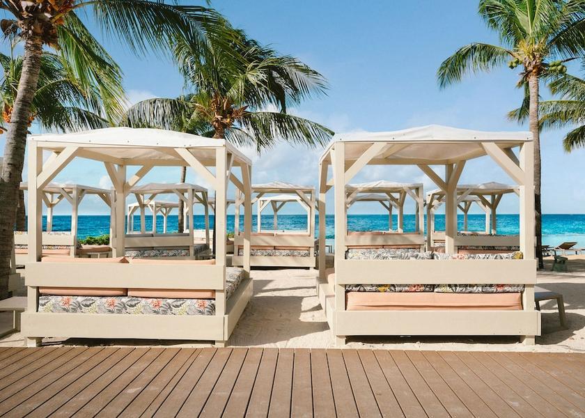  Jan Thiel Beach