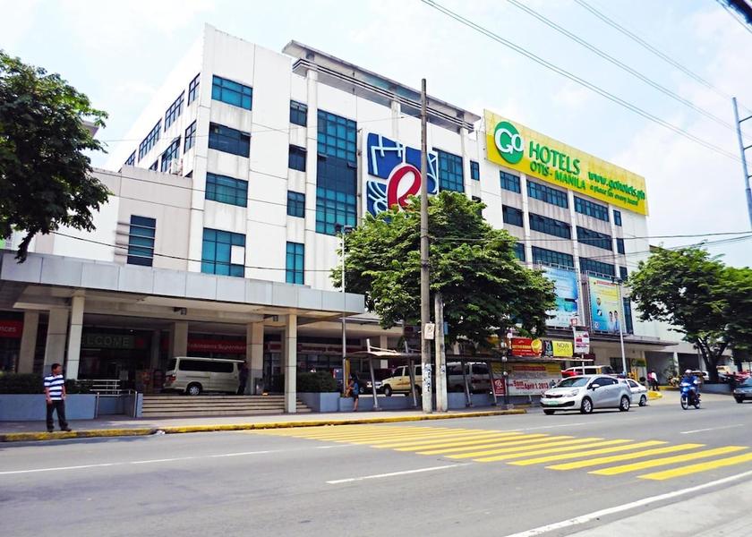  Manila Exterior