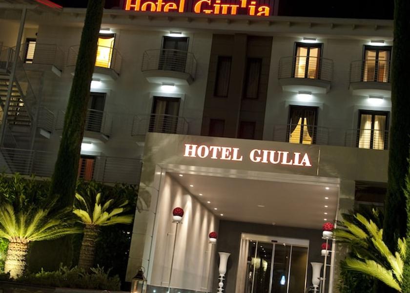 Campania Qualiano Facade