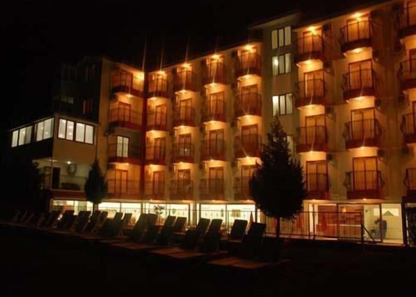  Side Facade