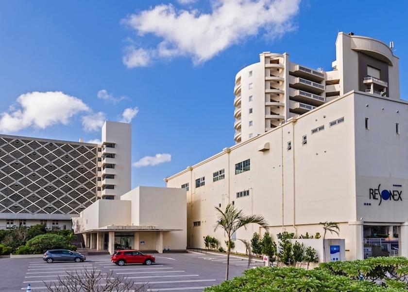 Okinawa Nago Exterior