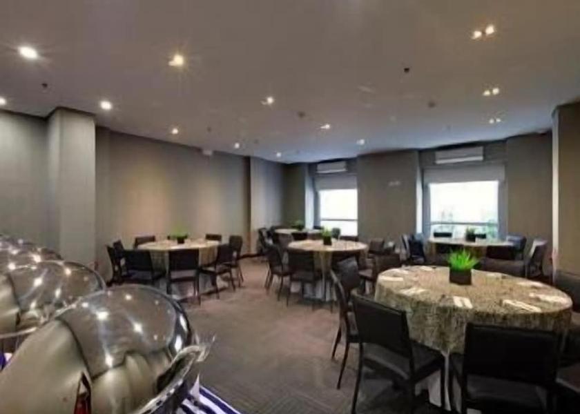  Quezon City Meeting Room