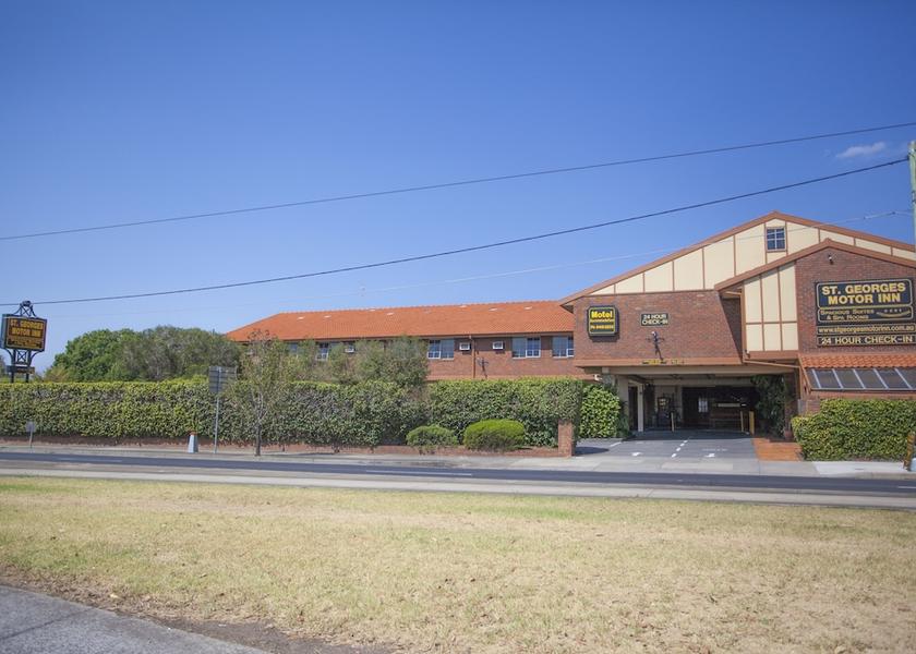 Victoria Melbourne Exterior Detail