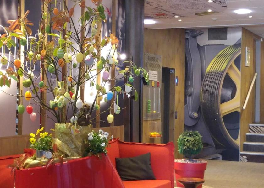 Bourgogne-Franche-Comte Chalon-Sur-Saone Lobby