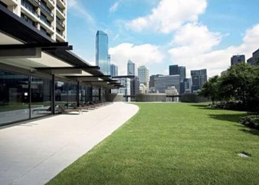 Victoria Melbourne Exterior Detail