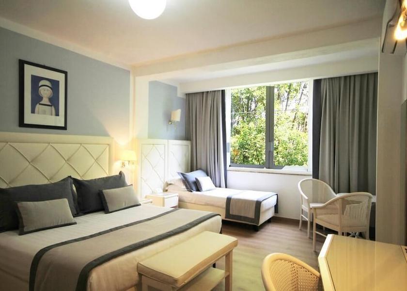 Tuscany Forte dei Marmi Room