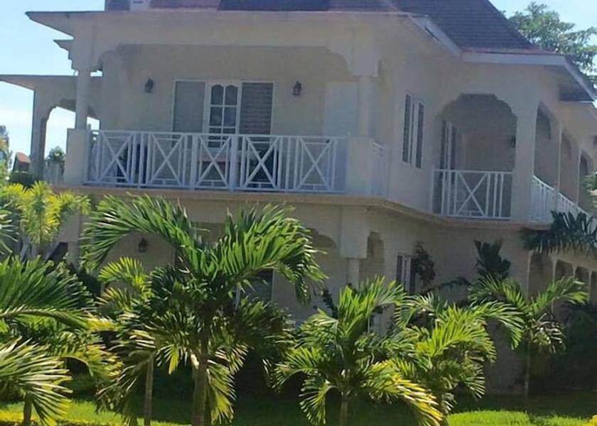 Westmoreland Negril Property Grounds